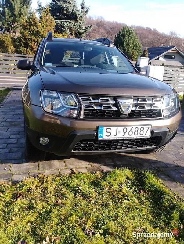 Brązowy Używany 2017 Dacia Duster Sedan/Limuzyna | 30 900 zł (Super Cena) - Obraz 1/4