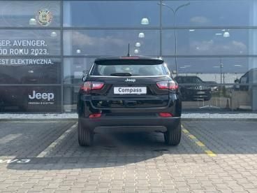 Używany Jeep Compass 150 KM (110 kW) 2024 SUV