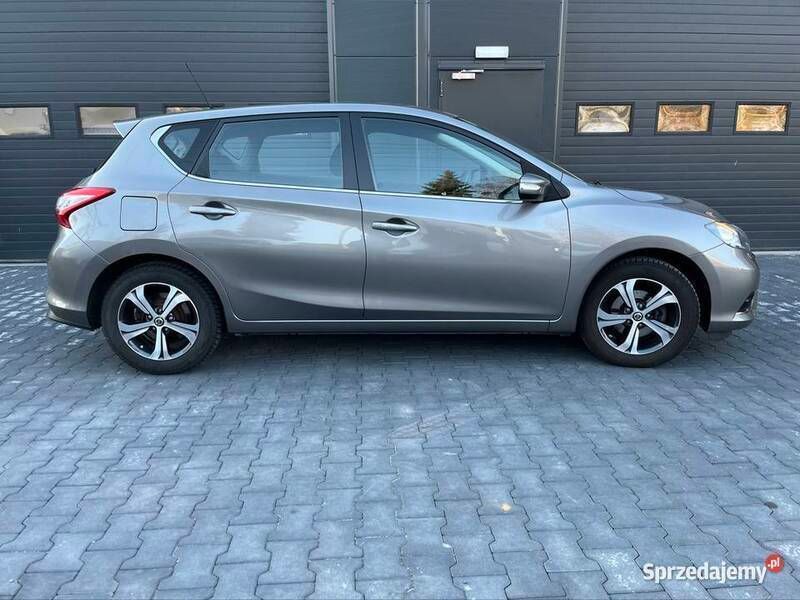 Szary Używany 2014 Nissan Pulsar Hatchback | 28 000 zł (Uczciwa cena) - Obraz 1/4