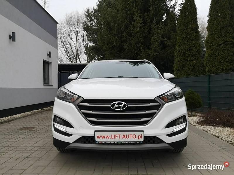 Biały Używany 2017 Hyundai Tucson SUV | 59 900 zł (Uczciwa cena) - Obraz 1/4
