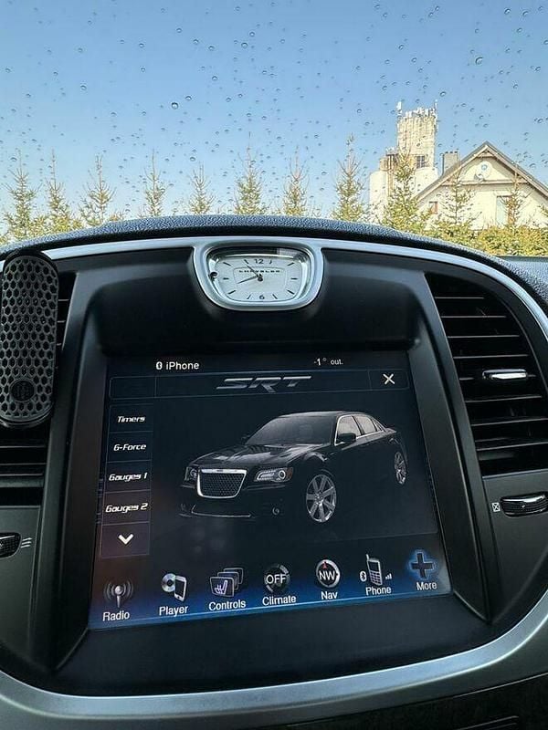 Inny kolor Używany 2012 Chrysler 300C Sedan/Limuzyna | 59 500 zł (Dość drogi) - Obraz 1/4