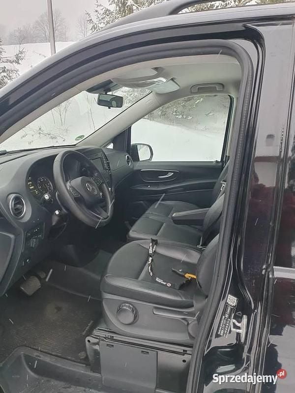 Używany Mercedes Vito 2019 Czarny Van