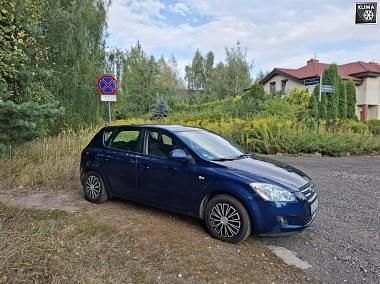 Niebieski Używany 2008 Kia Ceed 2 Hatchback | 9800 zł - Obraz 1/4