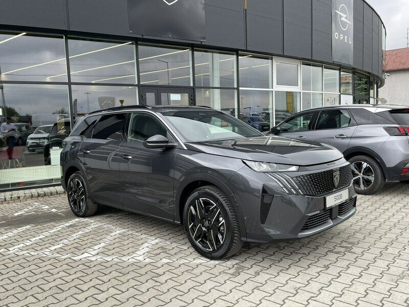 Nowe Peugeot 5008 145 KM (106 kW) 2025 Szary (metalik) Minivan