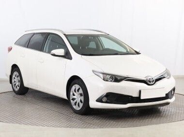 Biały Używany 2016 Toyota Auris Kombi | 44 999 zł (Uczciwa cena) - Obraz 1/4