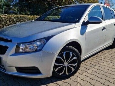 Inny kolor Używany 2011 Chevrolet Cruze Sedan/Limuzyna | 18 900 zł (Uczciwa cena) - Obraz 1/4