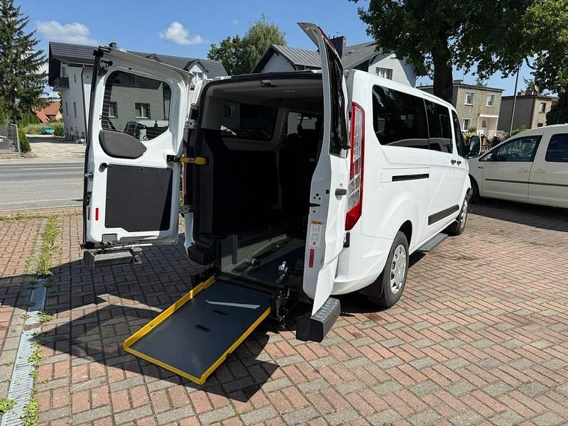 Biały Używany 2020 Ford Transit Custom Minivan | 135 000 zł - Obraz 1/4
