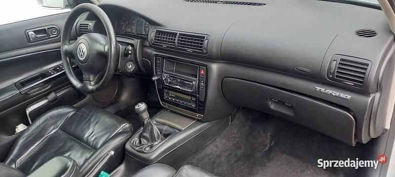 Używany VW Passat 2001 Srebrny Kombi