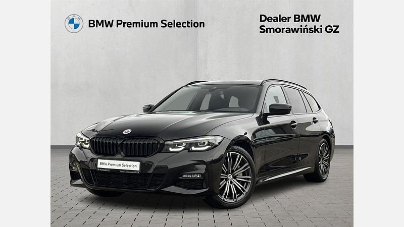 Czarny szafir metalizowany Używany 2022 BMW 330 Shadowline Kombi | 179 700 zł (Drogi) - Obraz 1/3