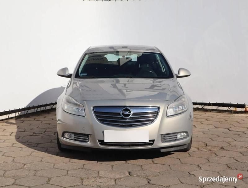 Beżowy Używany 2012 Opel Insignia Hatchback | 21 499 zł (Dobra cena) - Obraz 1/4