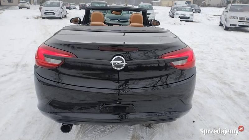 Używany Opel Cascada 2018 Czarny Kabriolet