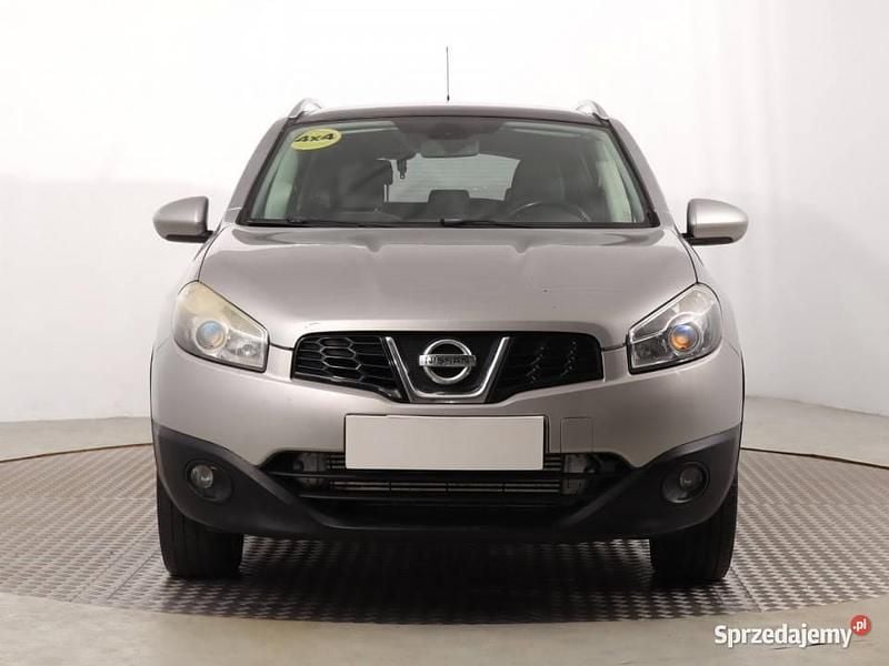 Srebrny Używany 2012 Nissan Qashqai SUV | 29 899 zł (Dobra cena) - Obraz 1/4