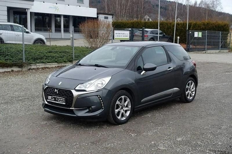 Używany Citroën DS3 99 KM (72 kW) 2016 Szary (metalik) Hatchback