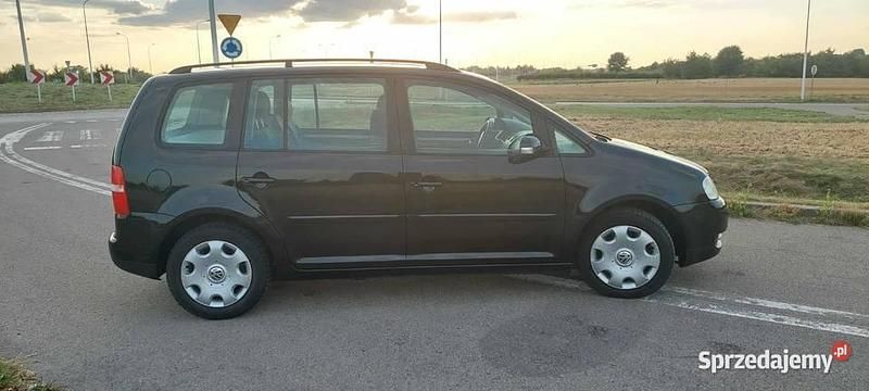 Używany VW Touran 2004 Czarny Minivan