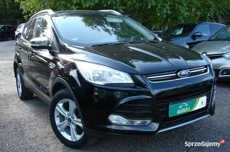 Używany Ford Kuga Titanium 180 KM (132 kW) 2014 Czarny SUV