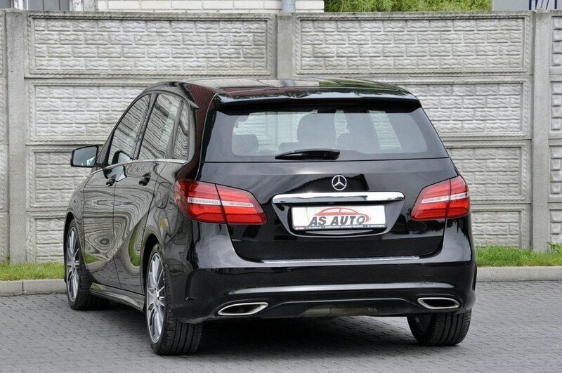 Używany Mercedes B220 AMG line 170 KM (125 kW) 2015 Czarny Minivan