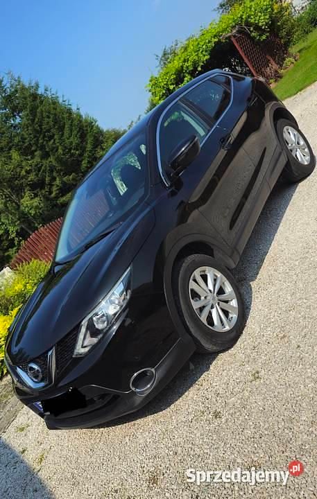 Czarny Używany 2015 Nissan Qashqai Acenta SUV | 39 900 zł (Dobra cena) - Obraz 1/4