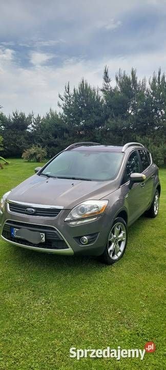 Beżowy Używany 2012 Ford Kuga Titanium SUV | 28 000 zł (Dobra cena) - Obraz 1/4