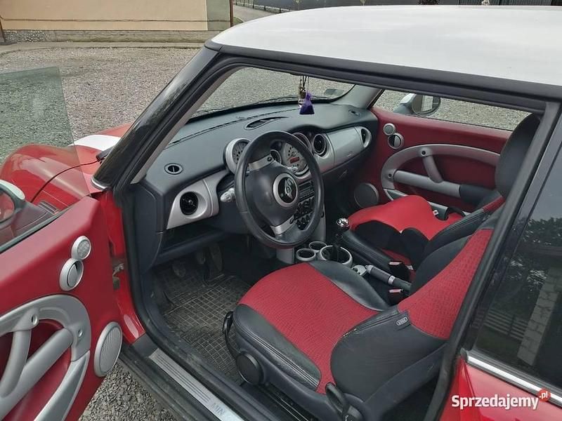 Używany Mini Cooper 2002 Czerwony Hatchback