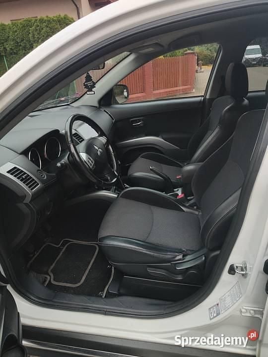 Używany Mitsubishi Outlander 2010 Biały SUV