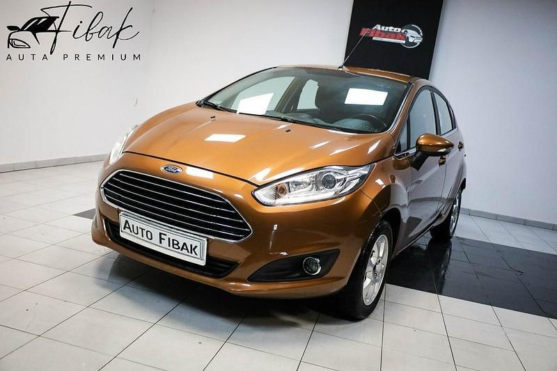 Brązowy Używany 2015 Ford Fiesta Hatchback | 27 900 zł (Uczciwa cena) - Obraz 1/4