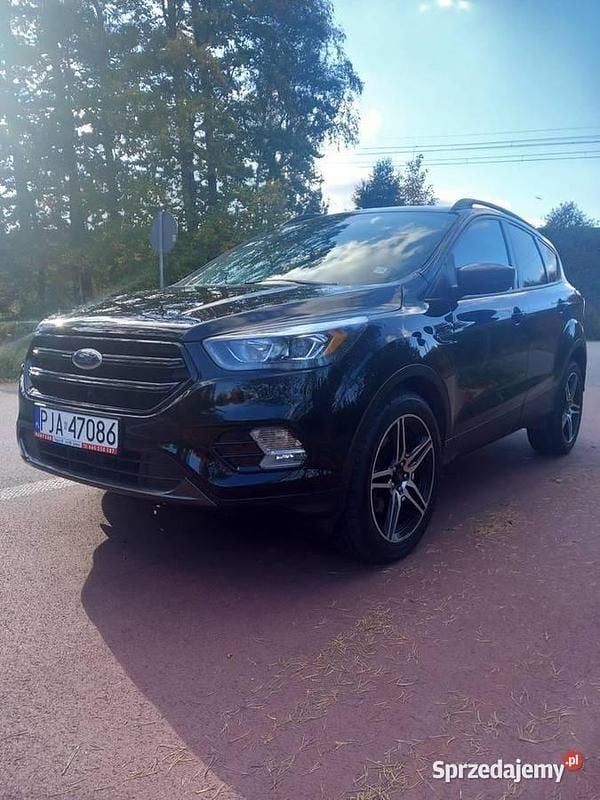 Czarny Używany 2019 Ford Escape SUV | 59 999 zł (Uczciwa cena) - Obraz 1/4