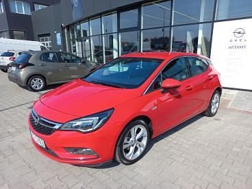Czerwony Używany 2017 Opel Astra Dynamic | 47 900 zł (Dość drogi) - Obraz 1/4