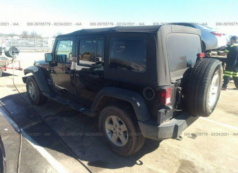 Używany Jeep Wrangler 285 KM (209 kW) 2016 Czarny SUV