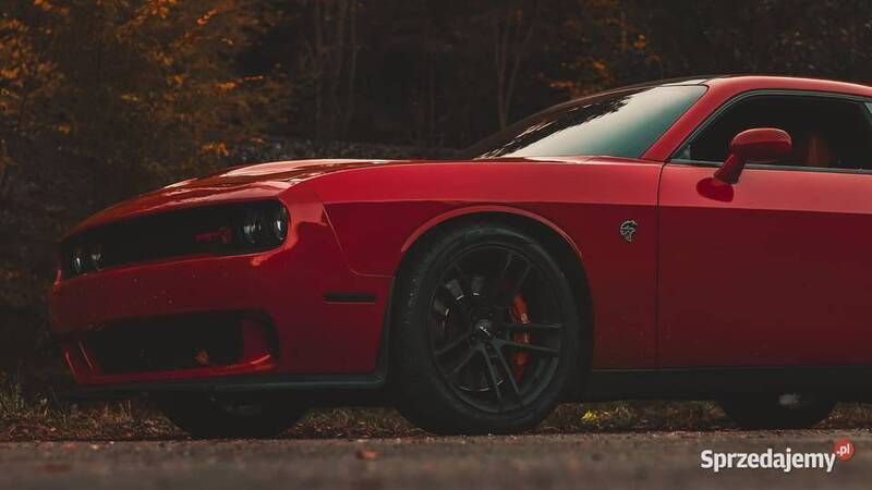 Używany 2016 Dodge Challenger Coupe | 239 000 zł - Obraz 1/4