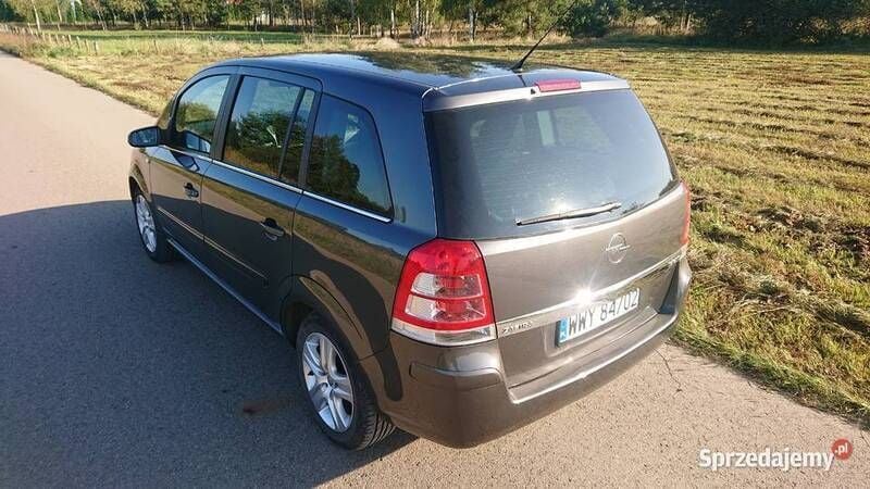 Używany Opel Zafira 2008 Szary Minivan