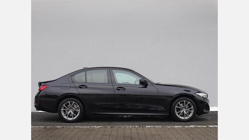 Używany BMW 320 Shadowline 184 KM (135 kW) 2022 Czarny Sedan/Limuzyna