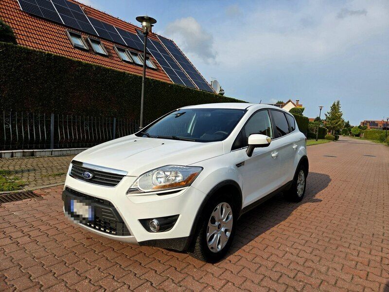 Biały Używany 2012 Ford Kuga SUV | 29 900 zł (Dobra cena) - Obraz 1/4