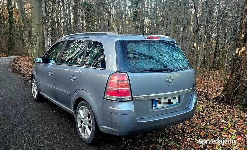 Niebieski Używany 2006 Opel Zafira Minivan | 7700 zł (Uczciwa cena) - Obraz 1/4
