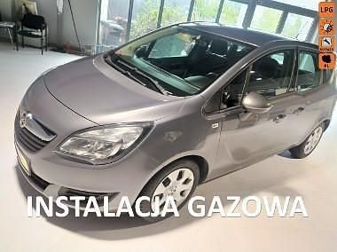 Szary Używany 2017 Opel Meriva Enjoy Minivan | 34 900 zł (Uczciwa cena) - Obraz 1/4