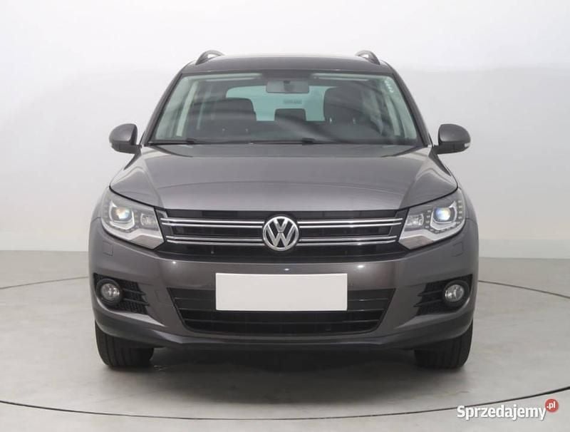 Szary Używany 2015 VW Tiguan SUV | 48 499 zł (Super Cena) - Obraz 1/4