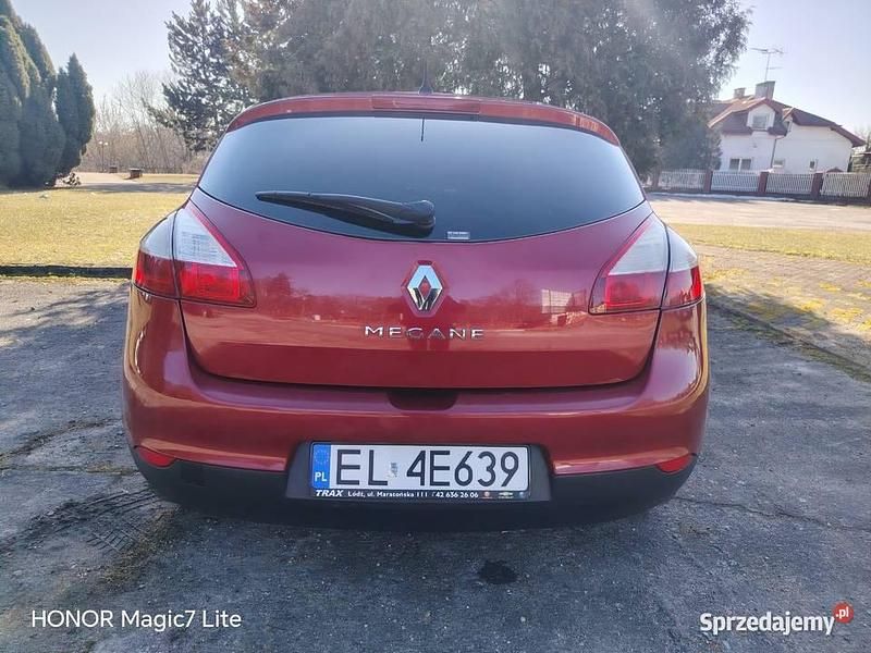 Używany Renault Mégane III 2009 Czerwony Hatchback