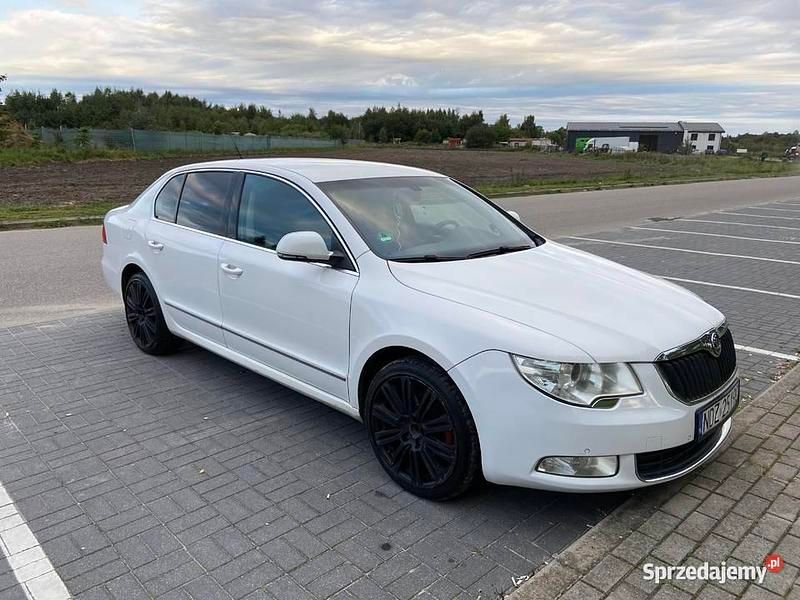 Używany 2009 Skoda Superb | 21 000 zł - Obraz 1/4