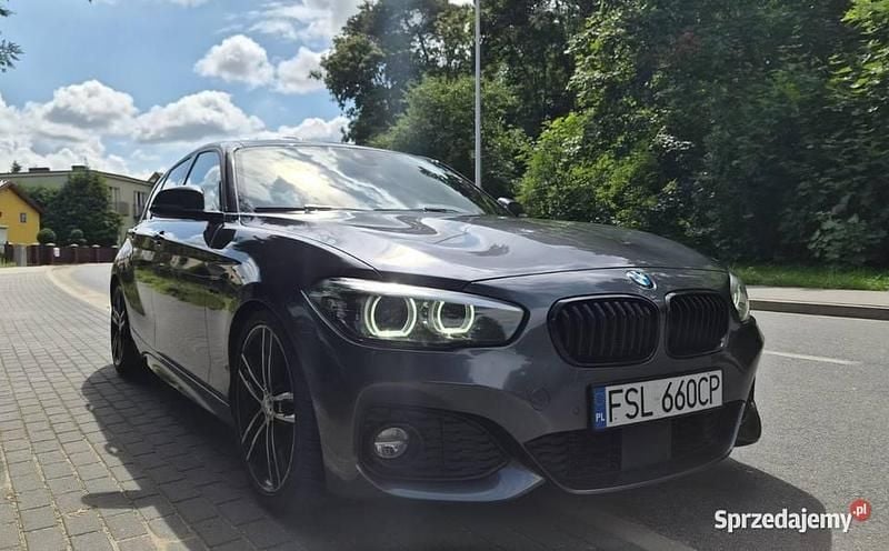 Używany 2018 BMW 125 M Sport Hatchback | 95 000 zł - Obraz 1/4