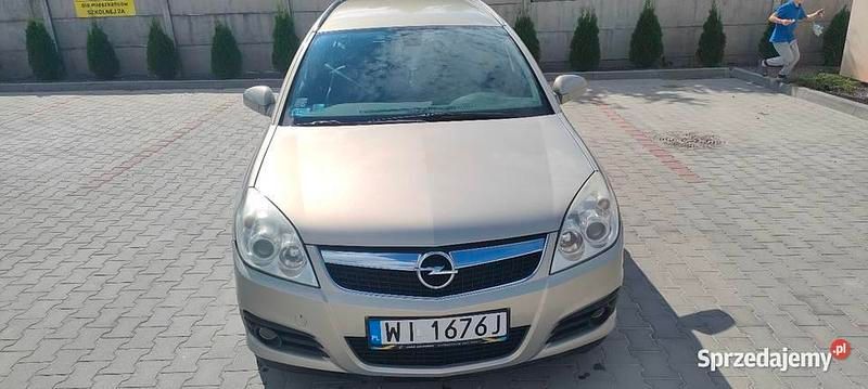 Używany 2007 Opel Vectra Kombi | 9400 zł (Uczciwa cena) - Obraz 1/4