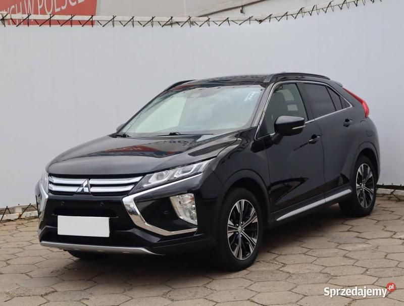 Używany Mitsubishi Eclipse 2017 Czarny SUV
