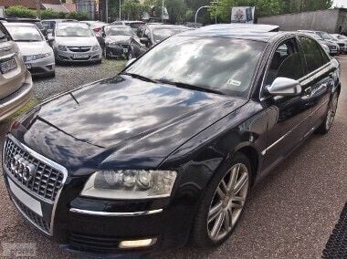 Czarny Używany 2006 Audi S8 Sedan/Limuzyna | 49 900 zł - Obraz 1/4