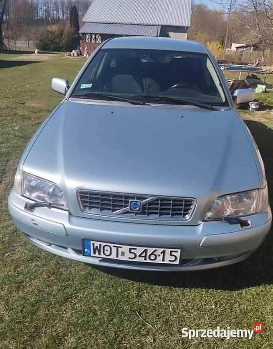 Niebieski Używany 2003 Volvo V40 Kombi | 3950 zł - Obraz 1/4