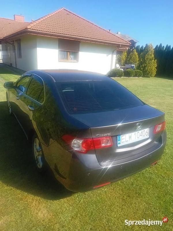 Używany Honda Accord 2010