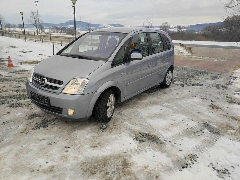 Srebrny Używany 2005 Opel Meriva Minivan | 9800 zł (Drogi) - Obraz 1/4