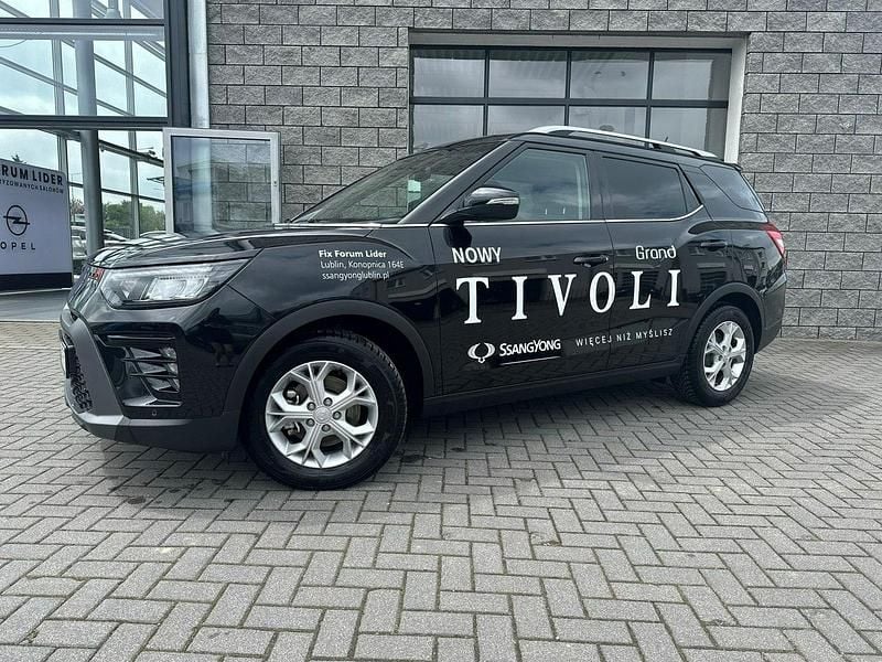 Używany Ssangyong (KGM) Tivoli 163 KM (119 kW) 2023 Czarny (metalik) SUV