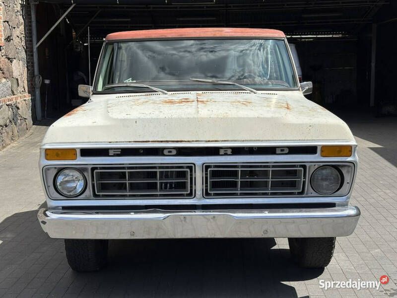 Biały Używany 1977 Ford F100 Pickup | 48 900 zł - Obraz 1/4