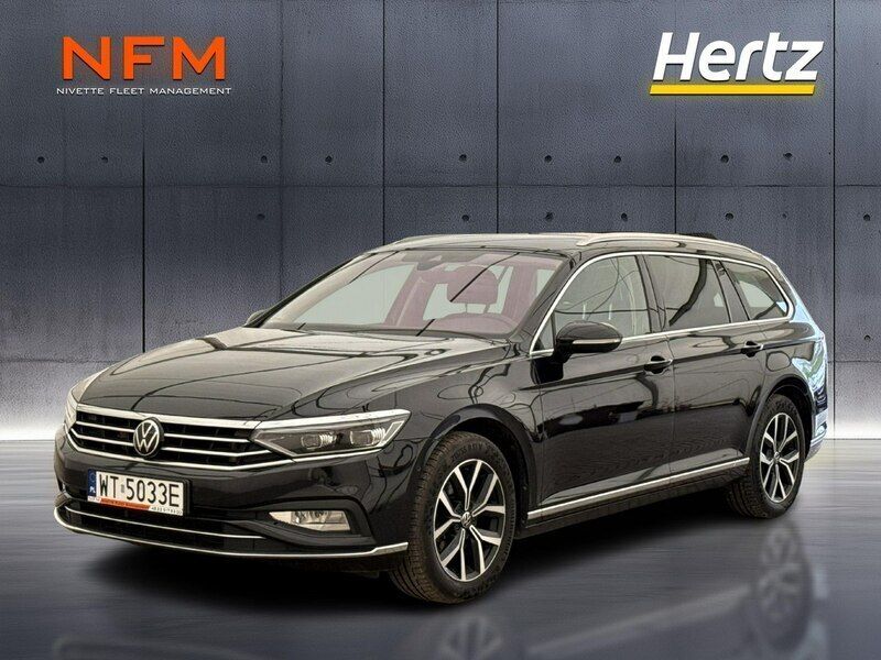 Czarny Używany 2021 VW Passat Kombi | 97 500 zł (Dość drogi) - Obraz 1/3
