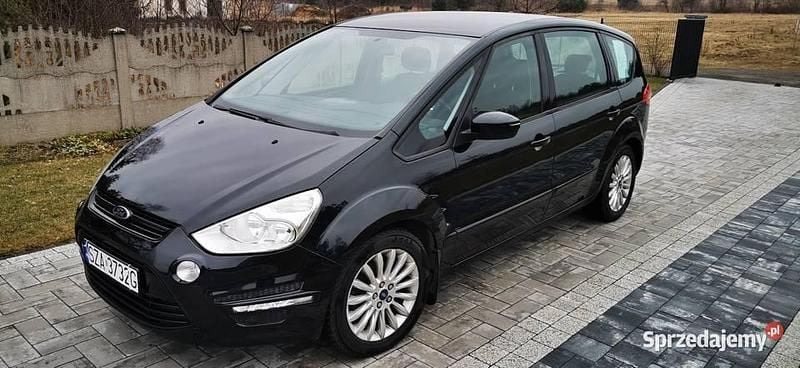 Czarny Używany 2012 Ford S-MAX S Minivan | 22 900 zł (Dobra cena) - Obraz 1/4