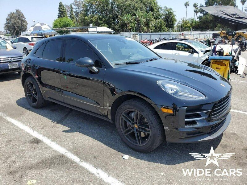 Czarny (metalik) Używany 2021 Porsche Macan SUV | 134 600 zł - Obraz 1/4