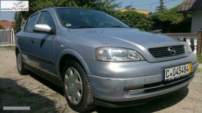 Używany Opel Astra 115 KM (84 kW) 2000 Niebieski (metalik) Sedan/Limuzyna